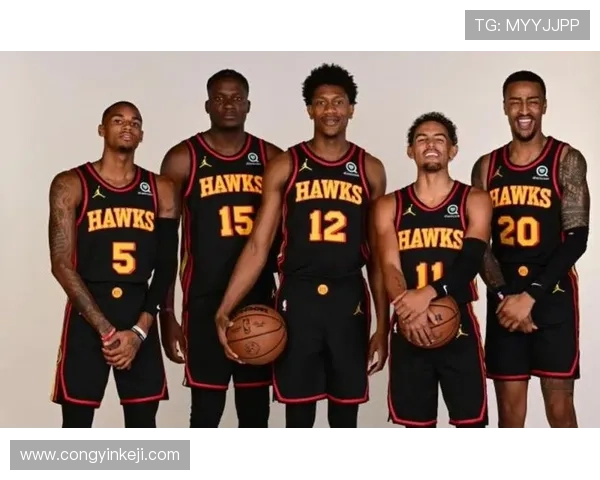 老鹰新阵容展望特雷杨与年轻球员的潜力组合分析